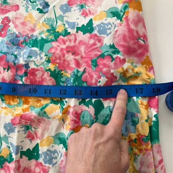 Ann Klein Medium Dress Floral Cotton V Neck Floral Tea Length Cottage Whimsy - Picture 15 of 15